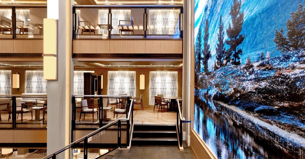 Viking Star_On board_The Atrium_Staircase